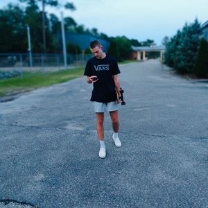 Meet your Posher, Derek